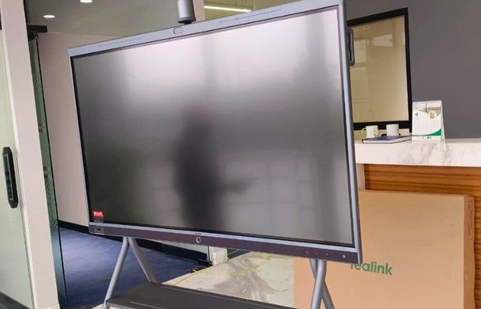 Yealink Meeting Board 65- Installation