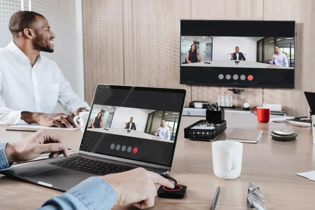 Barco Clickshare- For Your Meeting Room in UAE