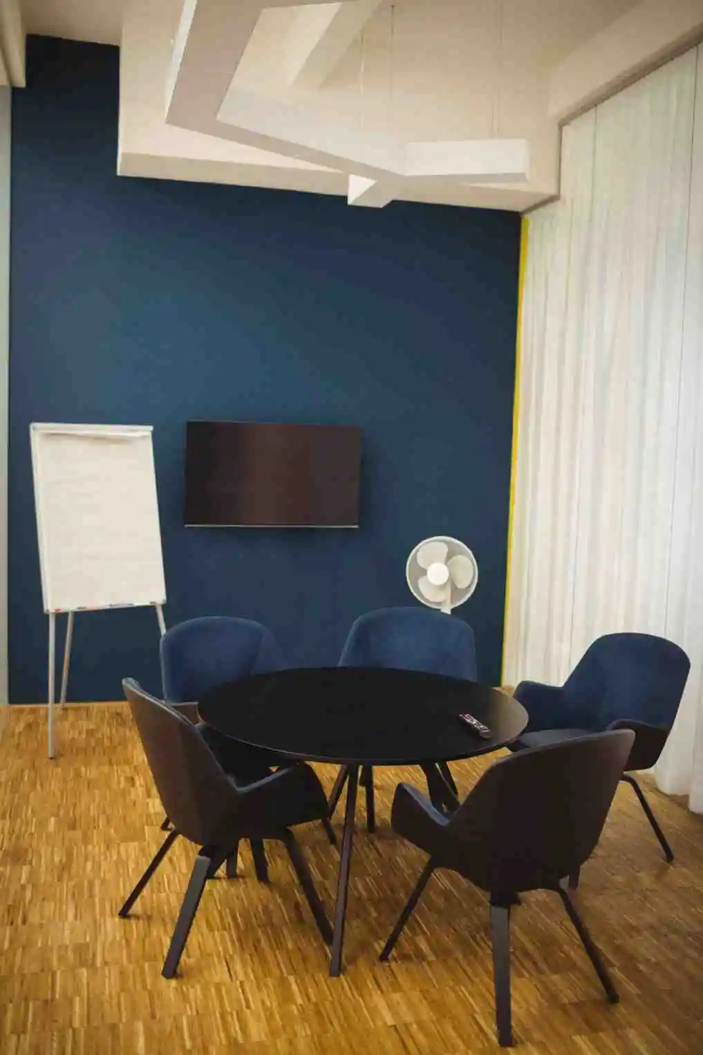 Zeal GLobal- Helping yuo set up the perfect environment for hybrid meetings